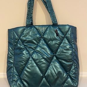 NWT Victoria’s Secret teal/green puffer tote
